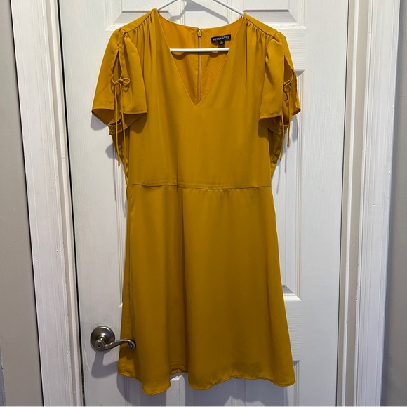 Mustard Yellow J Crew A Line Dress with Bow Sleeve Detail - Picture 3 of 4